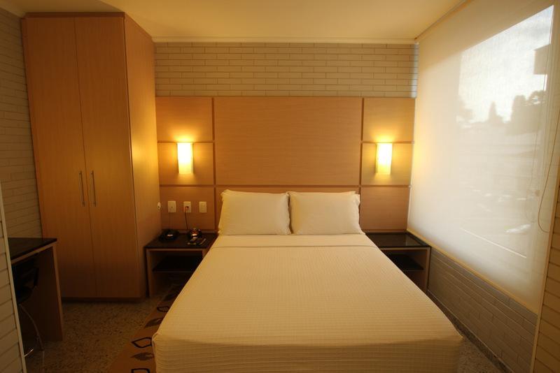 Hotel Confiance Centro Cívico 4*